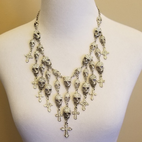 Jewelry - Multi Rhinestone Skull Fashion Necklace with Clasp